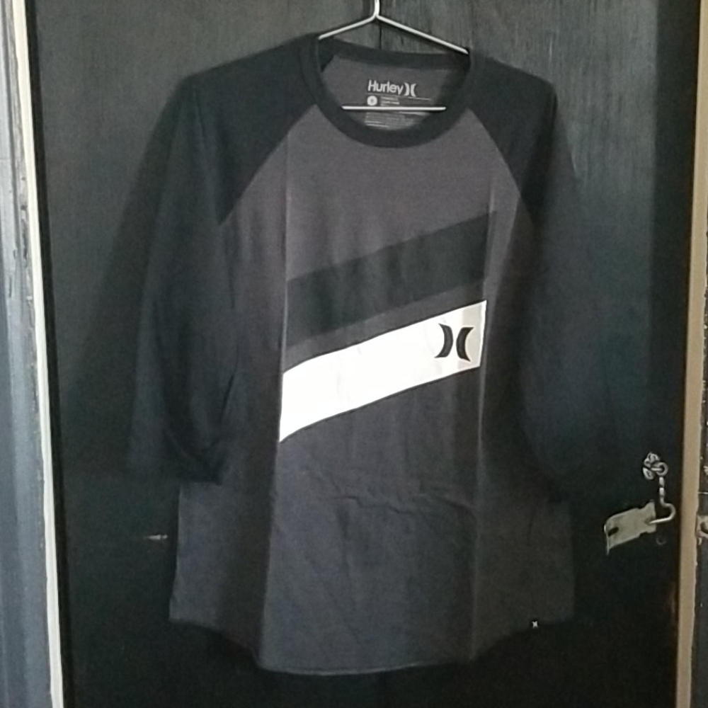 Shirts - Picture 4 of 5